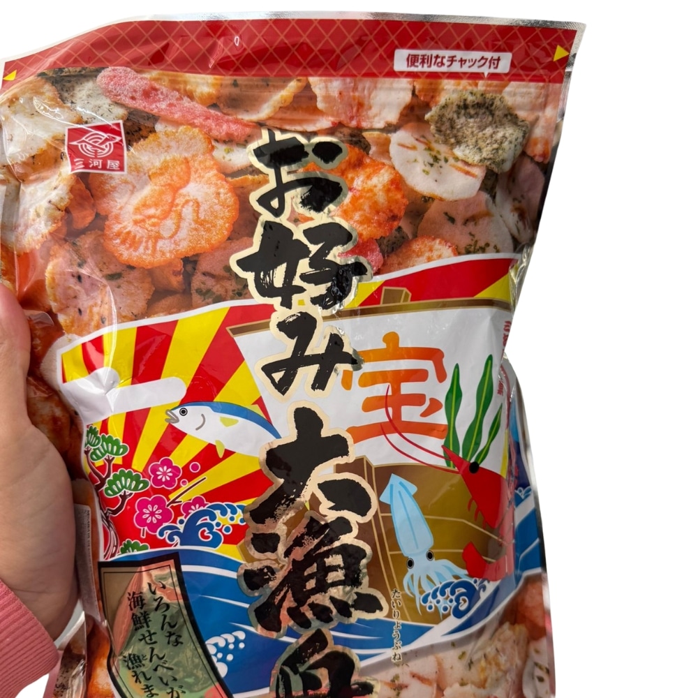 Seafood mix rice crackers 1 | Snack Affair Archives Seafood mix rice crackers 1