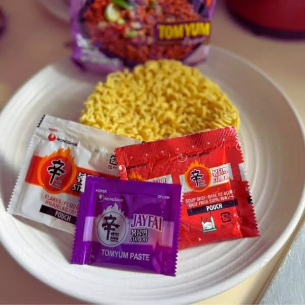  Archives Nongshim Shin Ramyun Stir Fry Jayfai Tom Yum 2